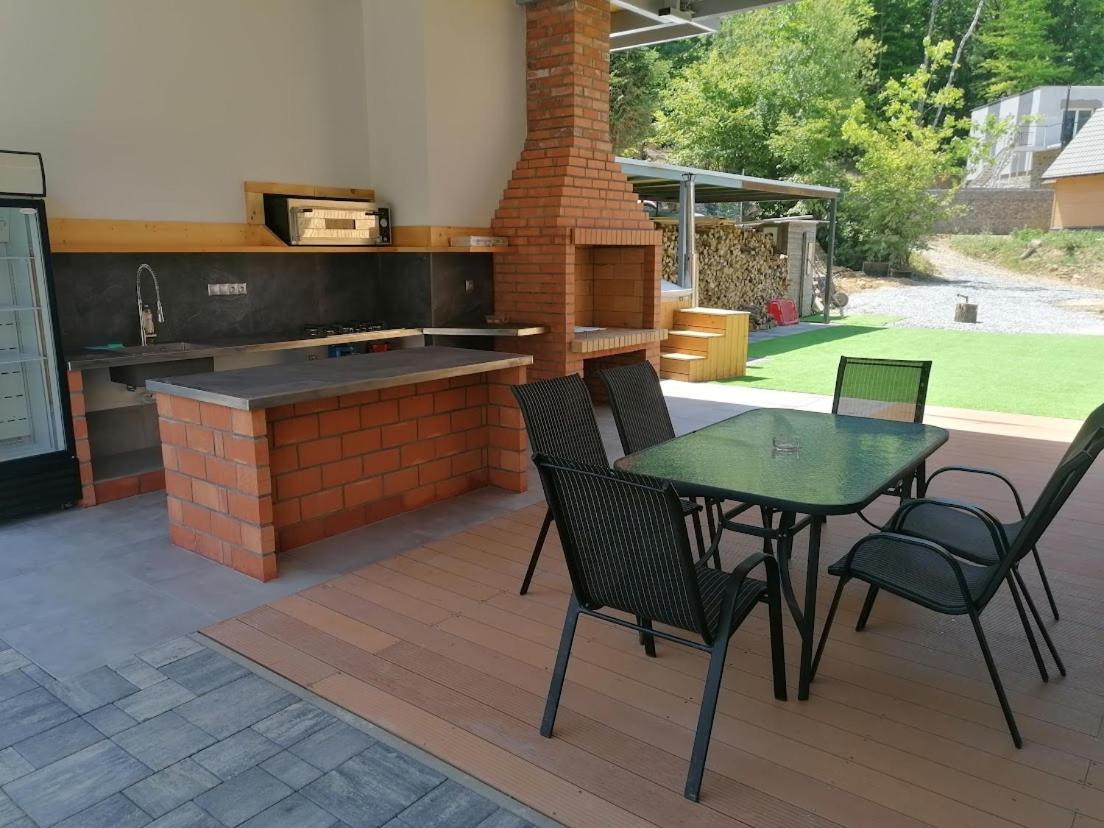 Apartmany Doma Domasa Holcikovce Exteriör bild
